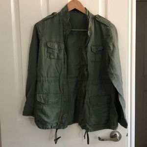 SOLD 🔒 Army green Utility Jacket